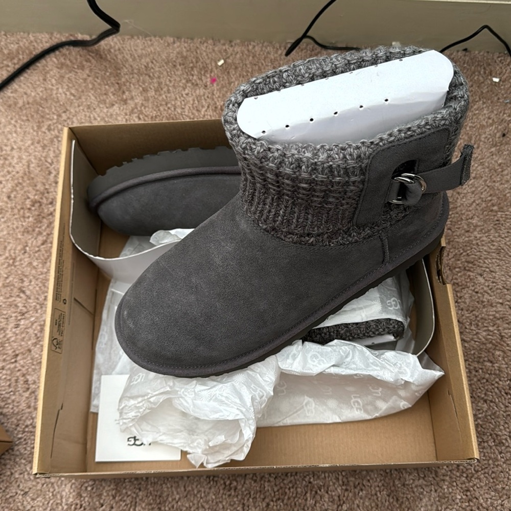 NIB. UGG boots